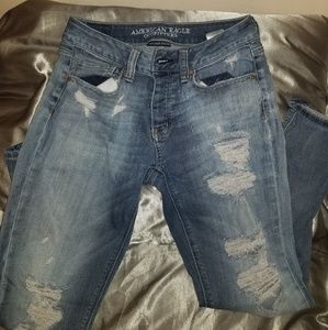 AMERICAN EAGLE JEANS